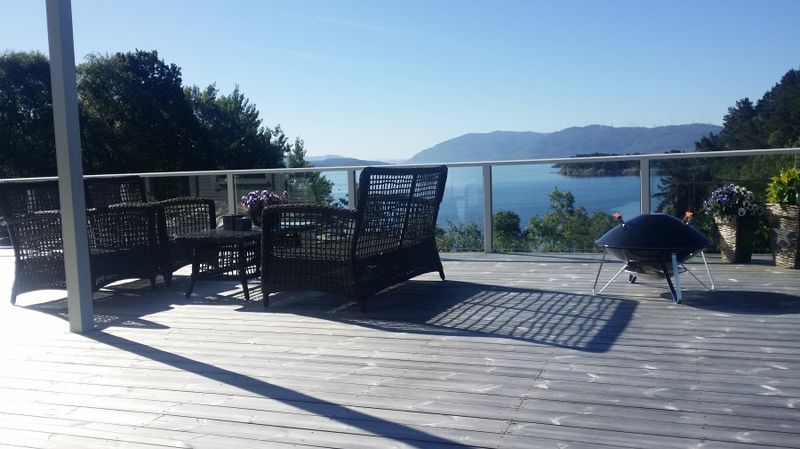 Glassrekkverk /  glass railings